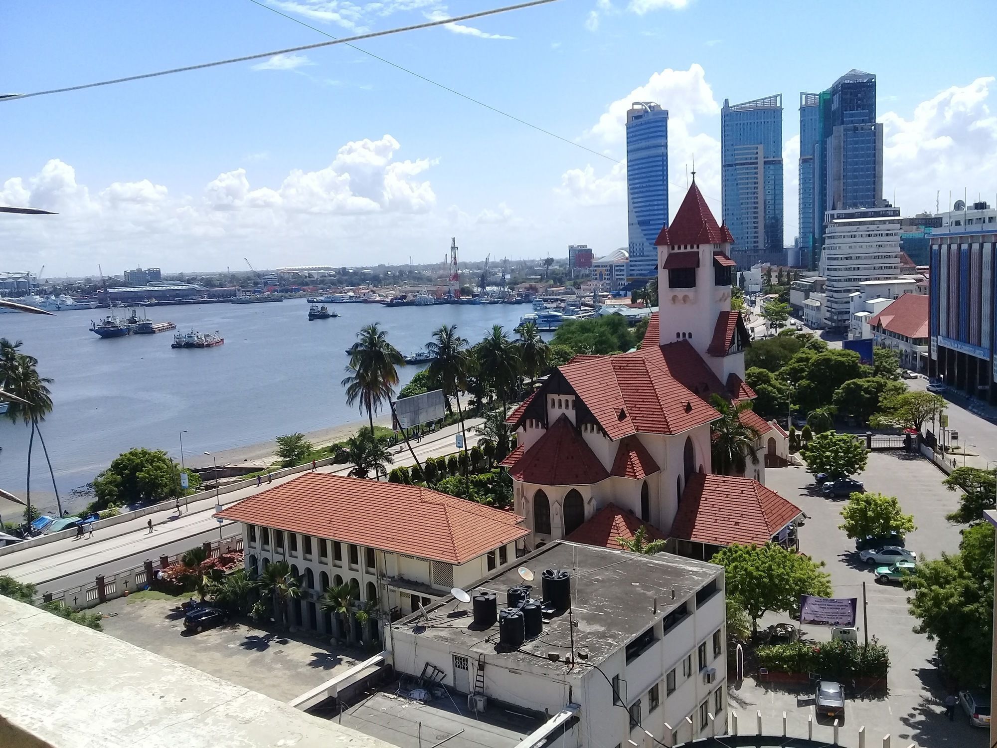 Sokoine Aparthotel - Life House Building Dar es Salaam Exterior photo